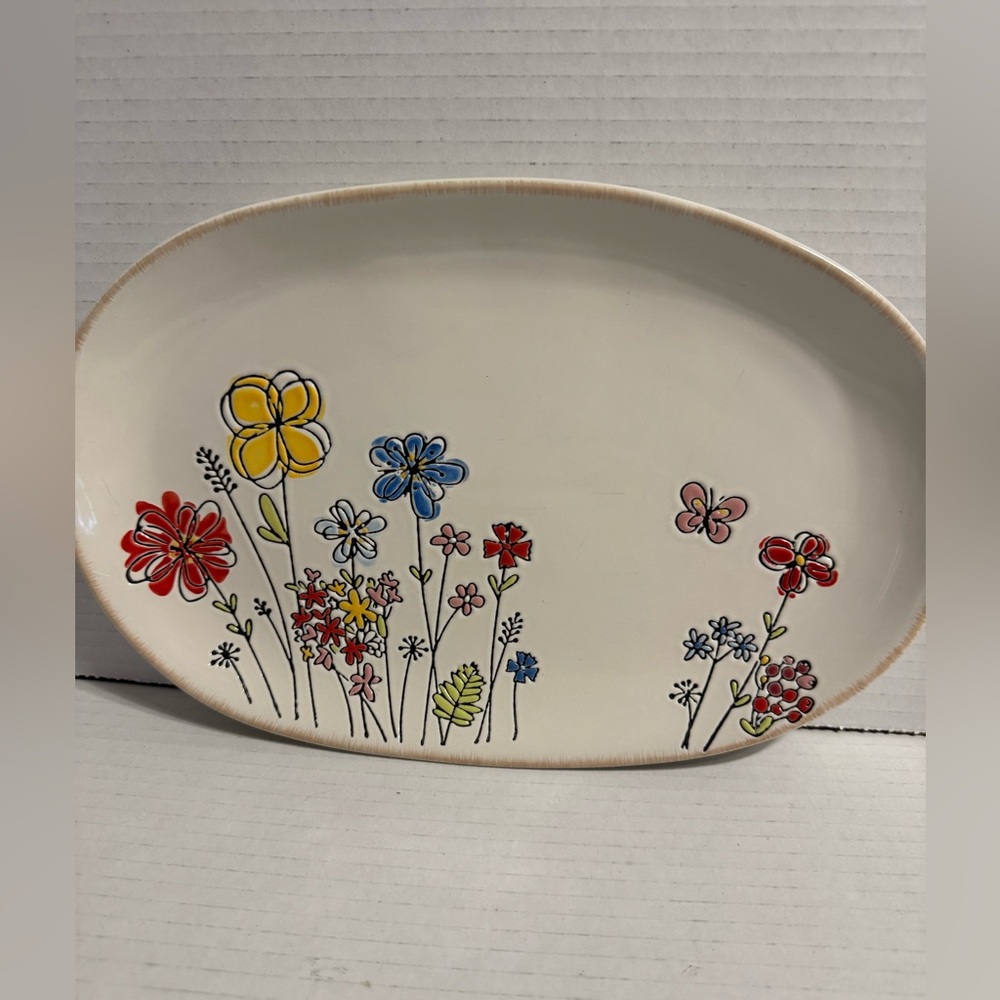 Tag Ceramic Platter with Floral Design